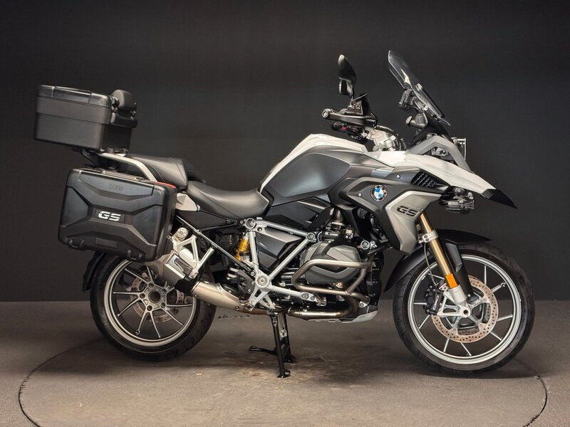 Skillnaden mellan touring, adventure och sporthojar – vilken passar dig?