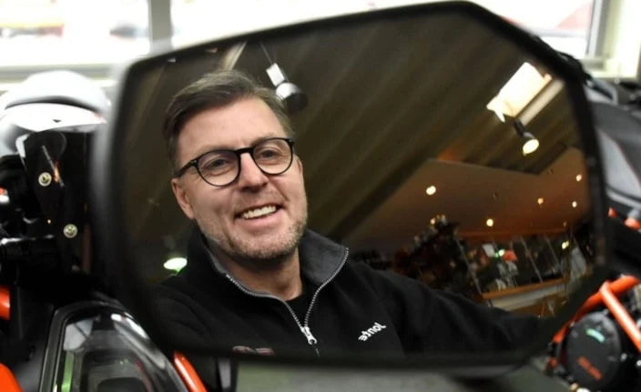 Historien om JE68 – Från racingpassion till Sveriges ledande MC-aktör