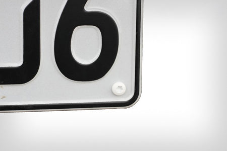 Färgade registreringsskyltskruvar rostfritt stål M4,8x16 6-pack