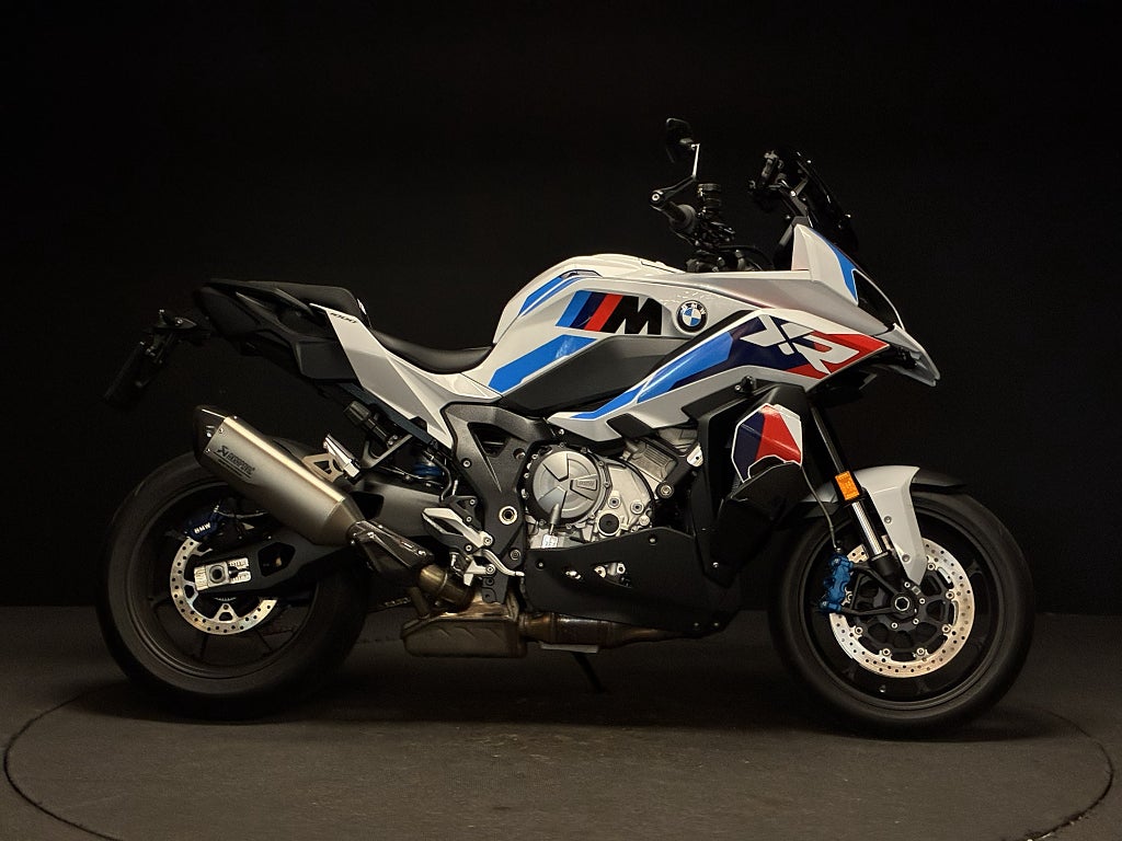 BMW M 1000 XR 2025