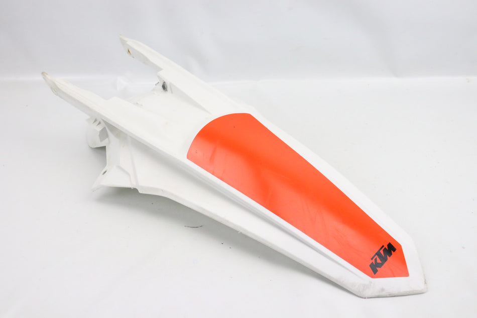 REAR FENDER SX WHITE - 2016