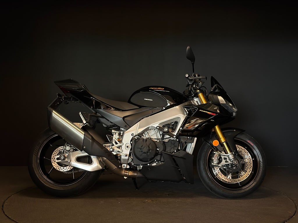 Aprilia Tuono V4 Factory 1100 2022