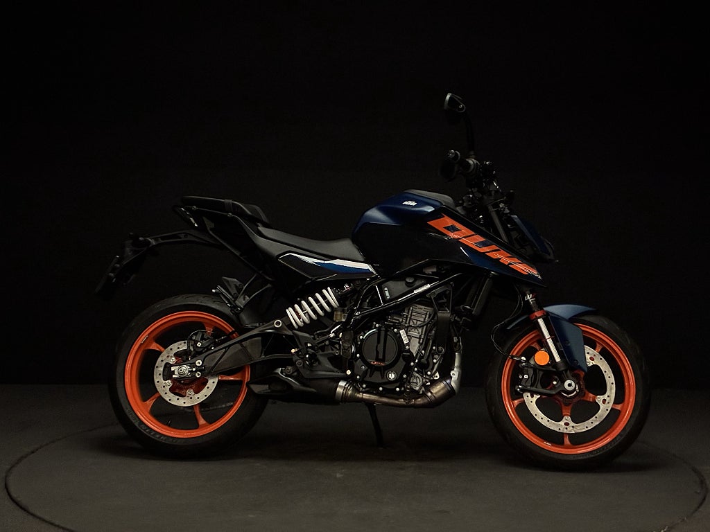 KTM 125 Duke 2025