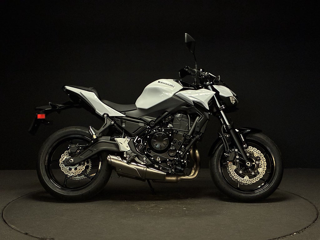 Kawasaki Z650 2026