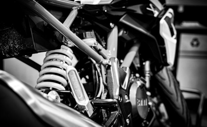 NÄR DU LÄMNAR IN DIN MOTORCYKEL