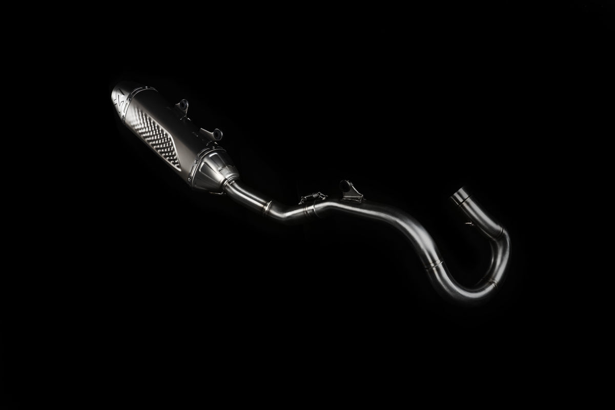 Akrapovic ''Racing Line''