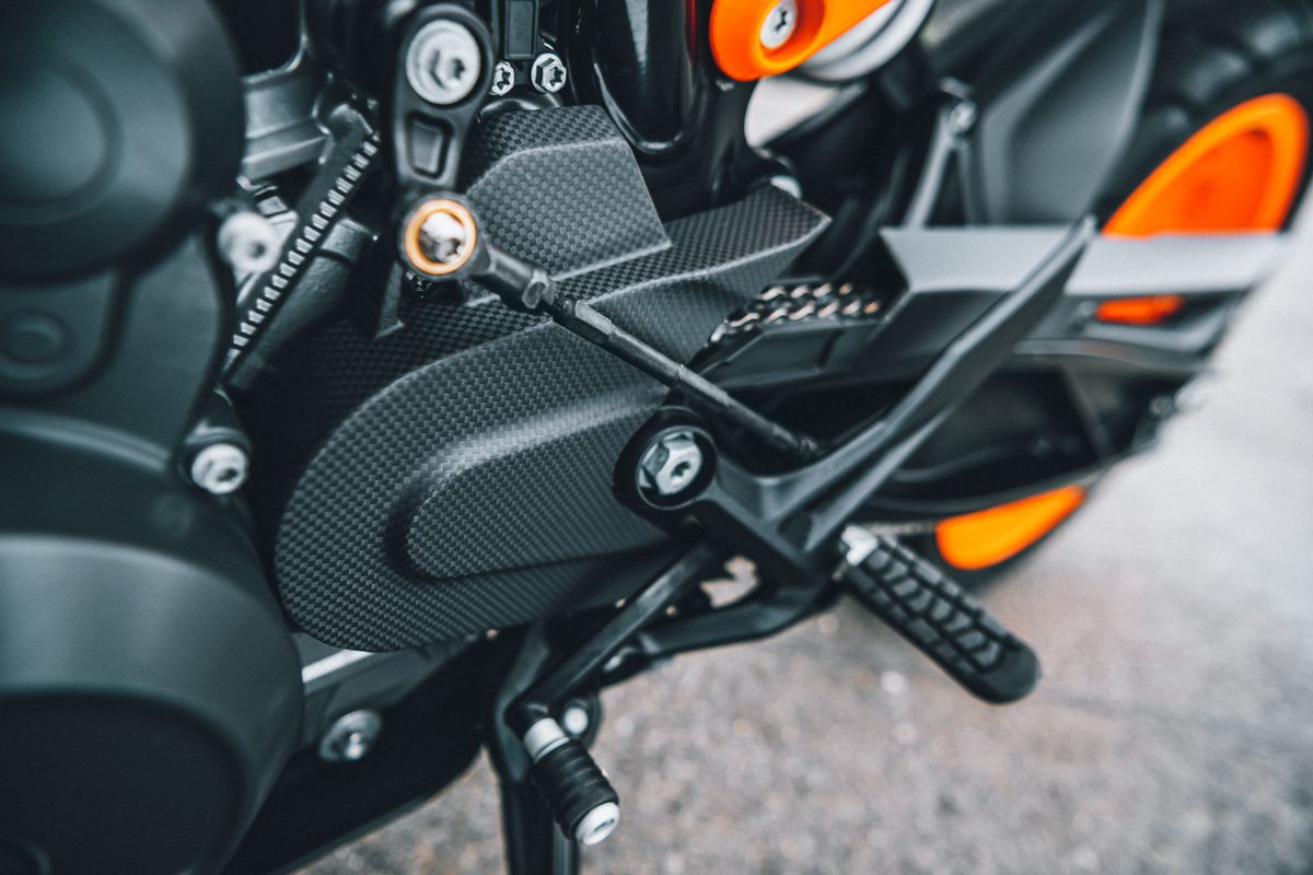 KTM Framdrevskåpa kolfiber