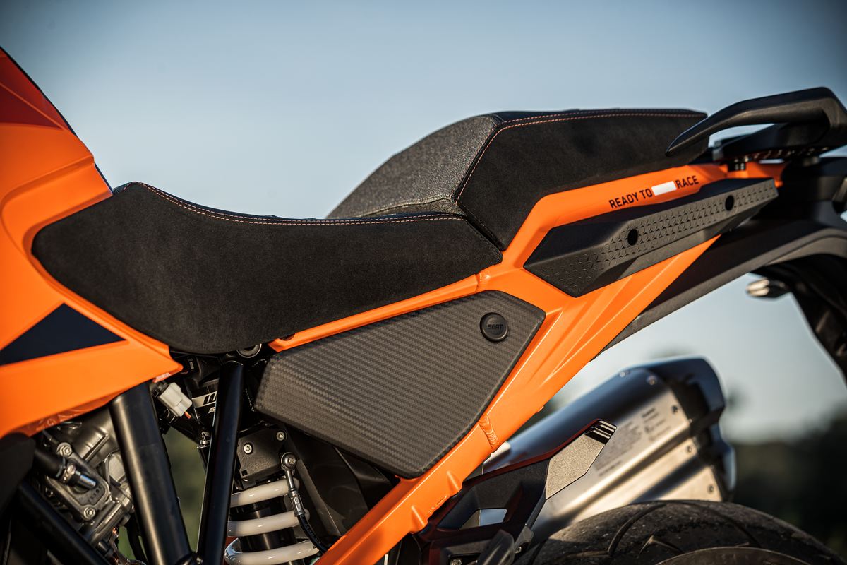 KTM Sidokåpeset