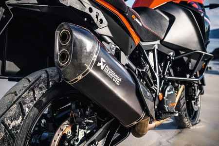 AKRAPOVIC SLIP-ON SILENCER