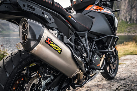 AKRAPOVIC SLIP-ON SILENCER