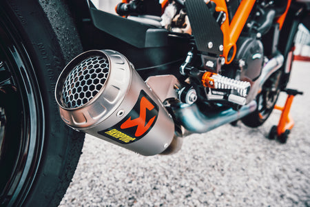 Akrapovi# kit #Evolution Line#