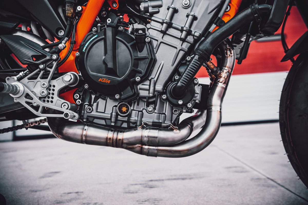 Akrapovic-kit Evolution Line
